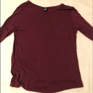Maroon 3/4 sleeve tshirt